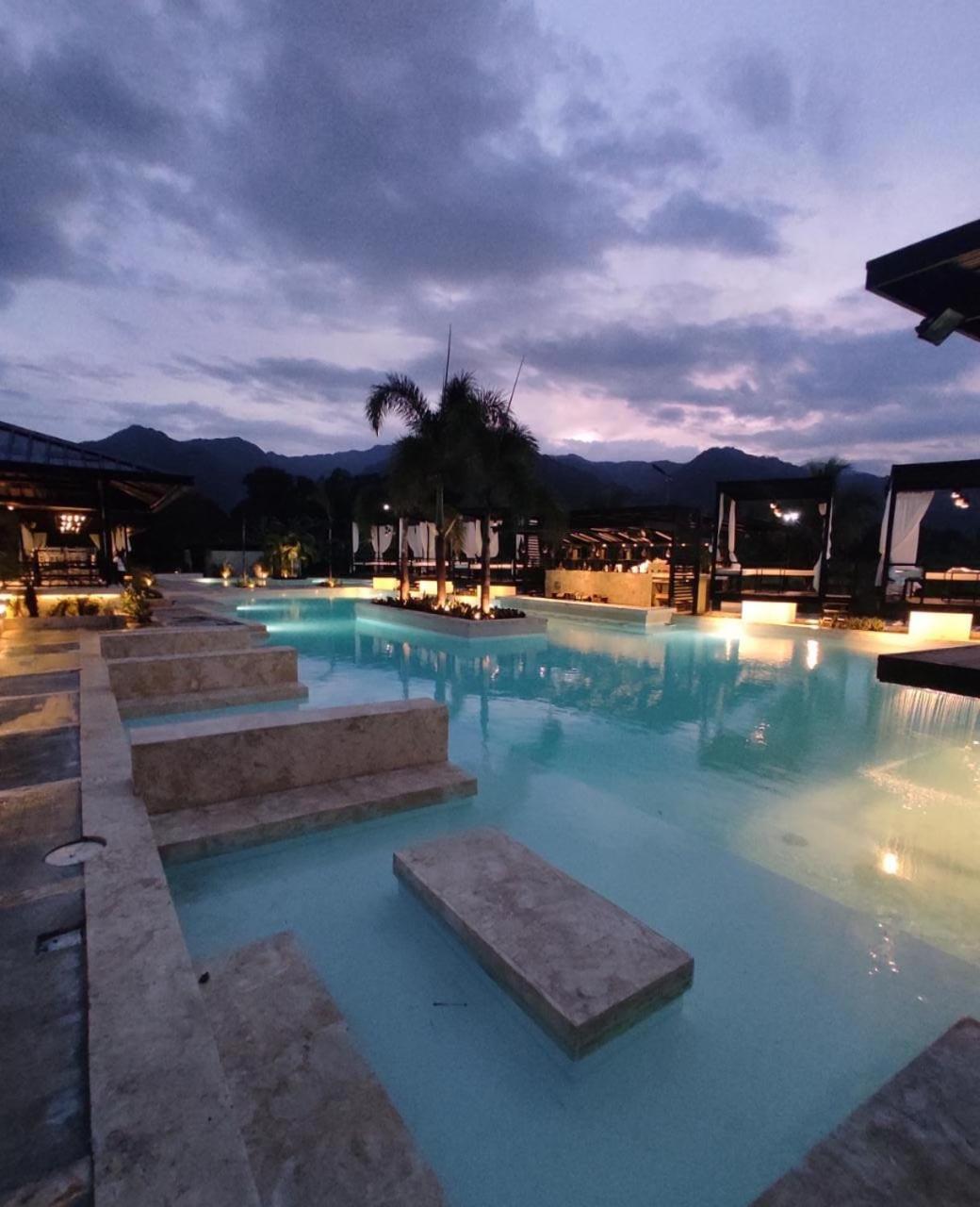 Guacamayos Hotel Bonao Luaran gambar