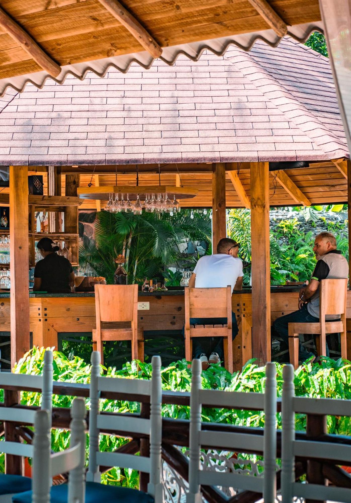 Guacamayos Hotel Bonao Luaran gambar